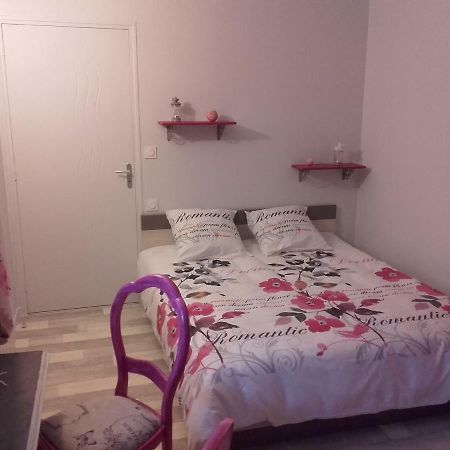 Bed and Breakfast Jeanne Et Compagnie Loscouet-sur-Meu Exterior foto