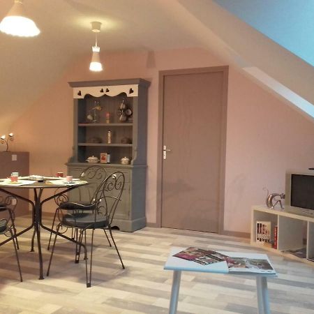 Bed and Breakfast Jeanne Et Compagnie Loscouet-sur-Meu Exterior foto